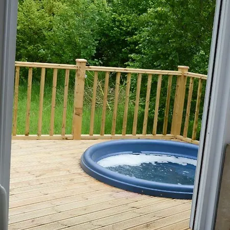 Owl Grange Lodges *